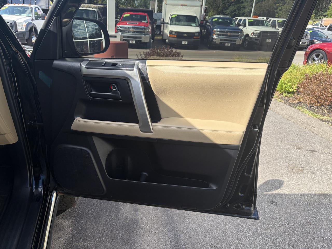 Toyota 4Runner  2012