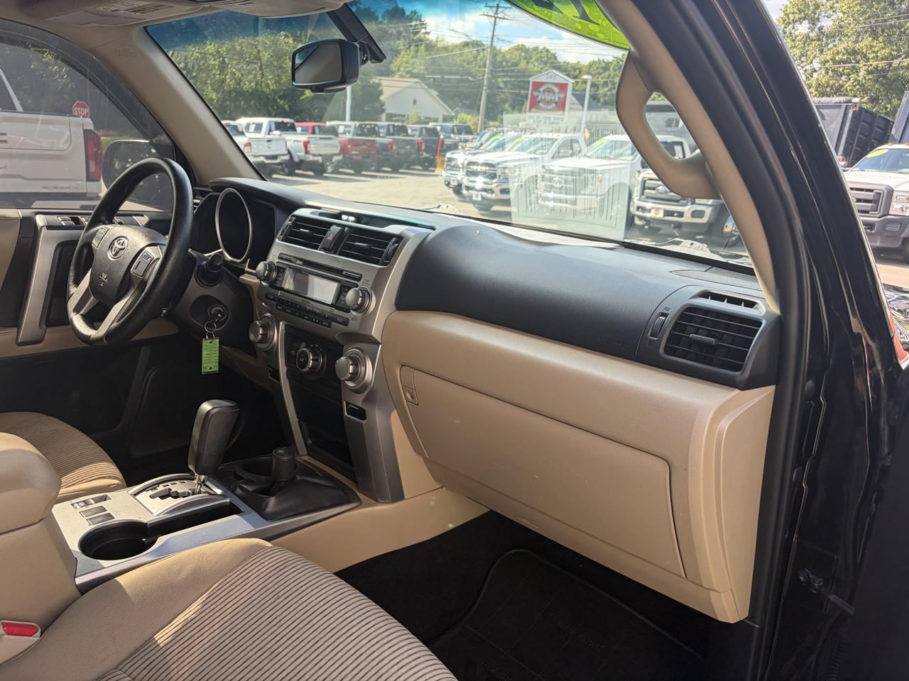 Toyota 4Runner  2012