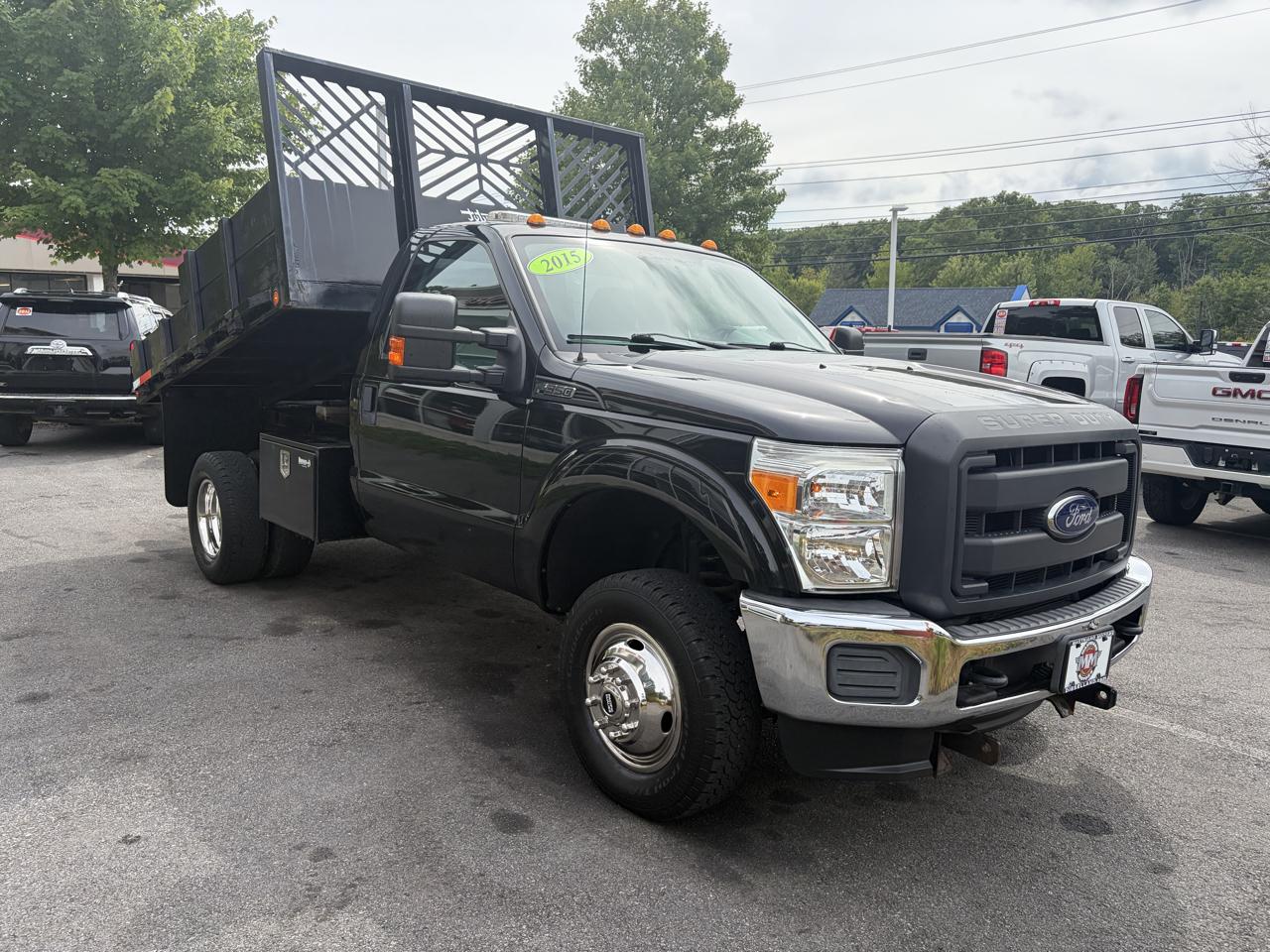 Ford Super Duty F-350 DRW  2015