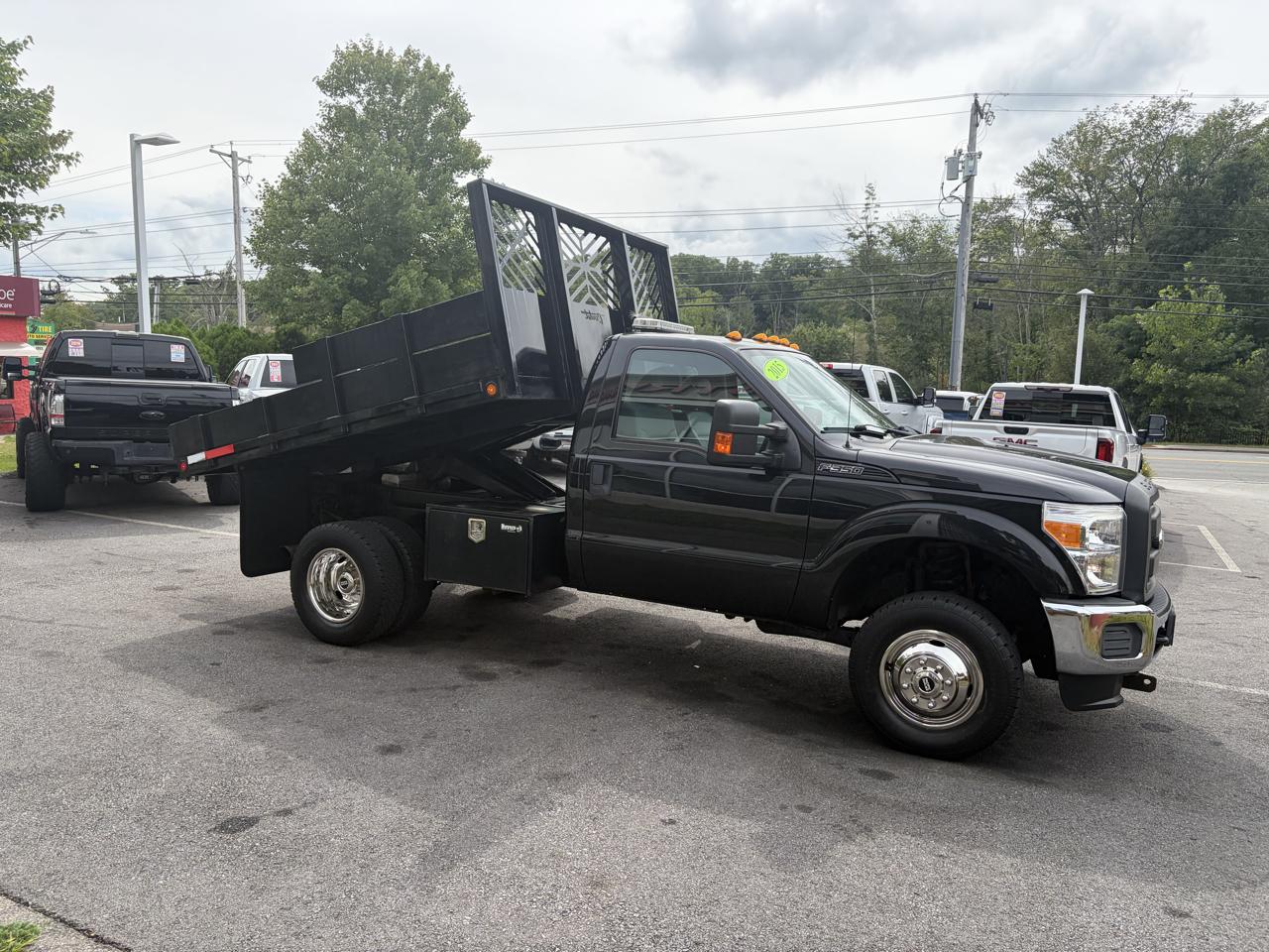 Ford Super Duty F-350 DRW  2015