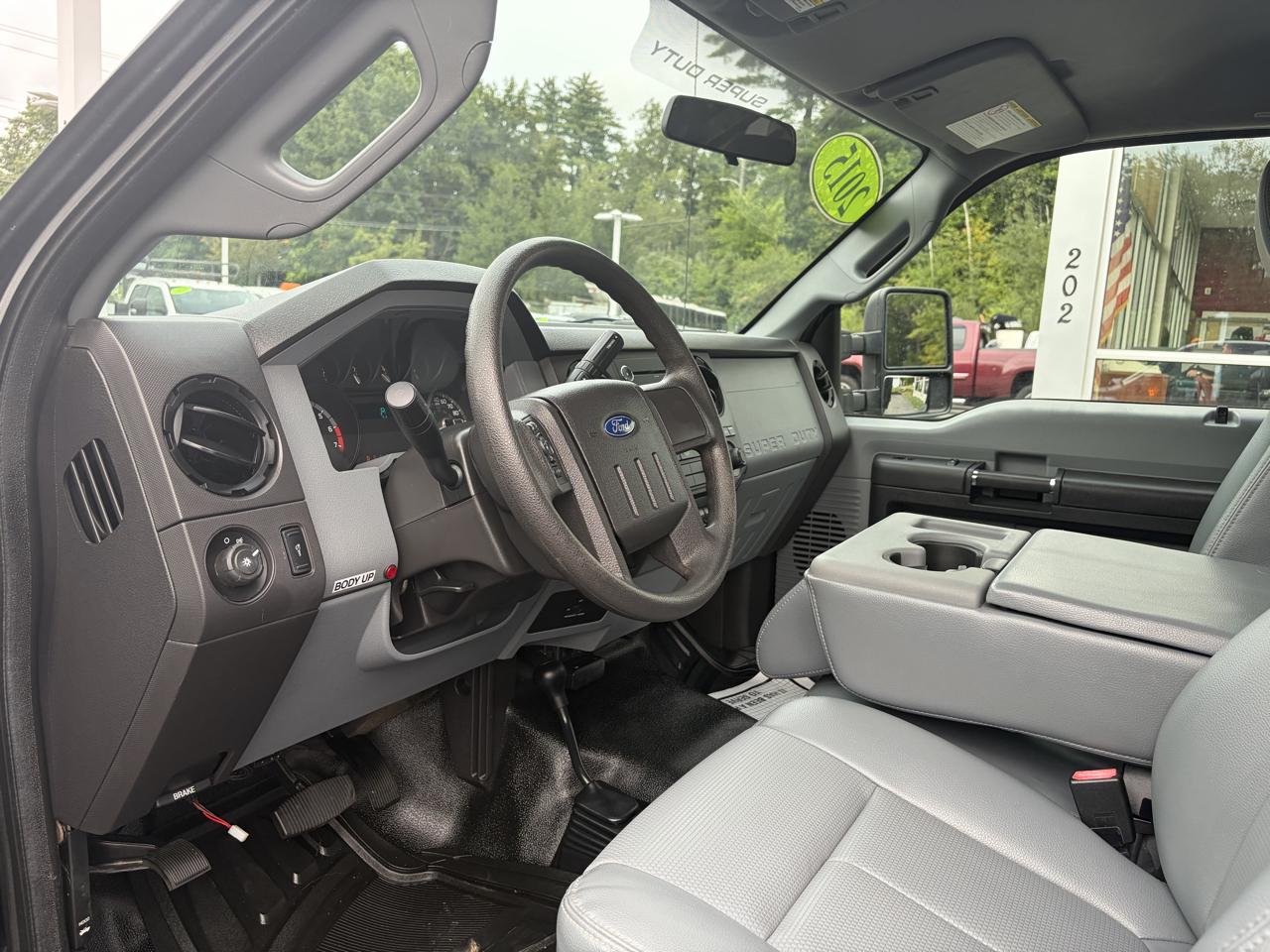 Ford Super Duty F-350 DRW  2015