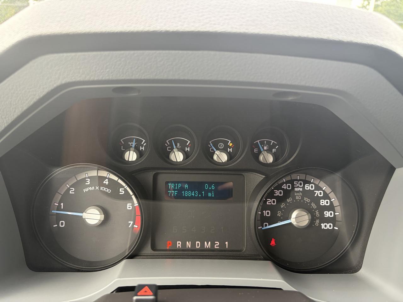 Ford Super Duty F-350 DRW  2015
