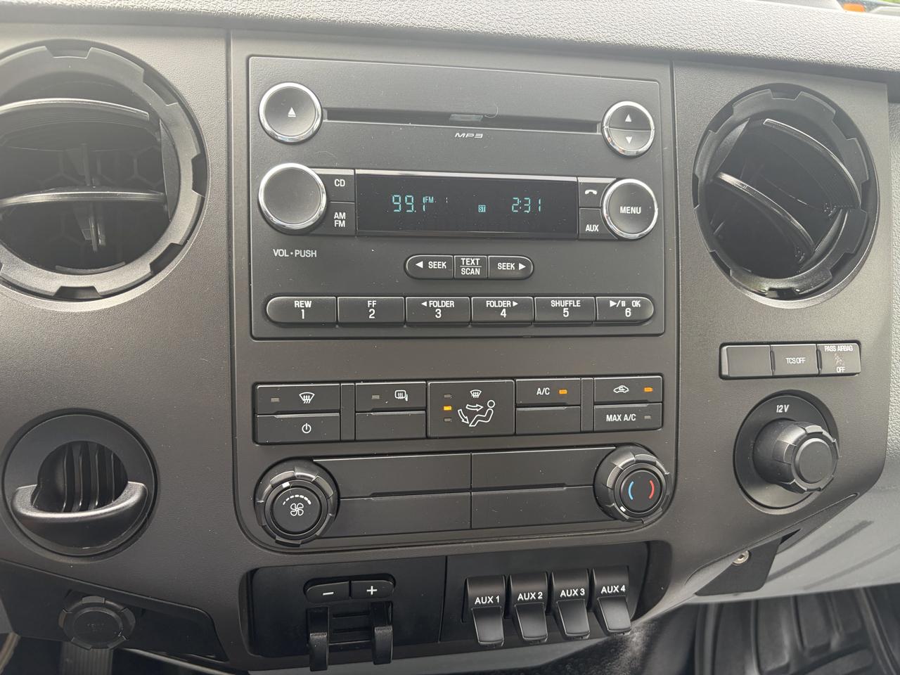 Ford Super Duty F-350 DRW  2015