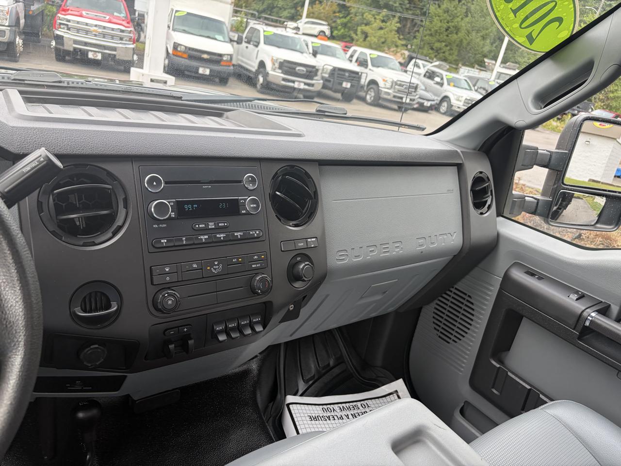 Ford Super Duty F-350 DRW  2015