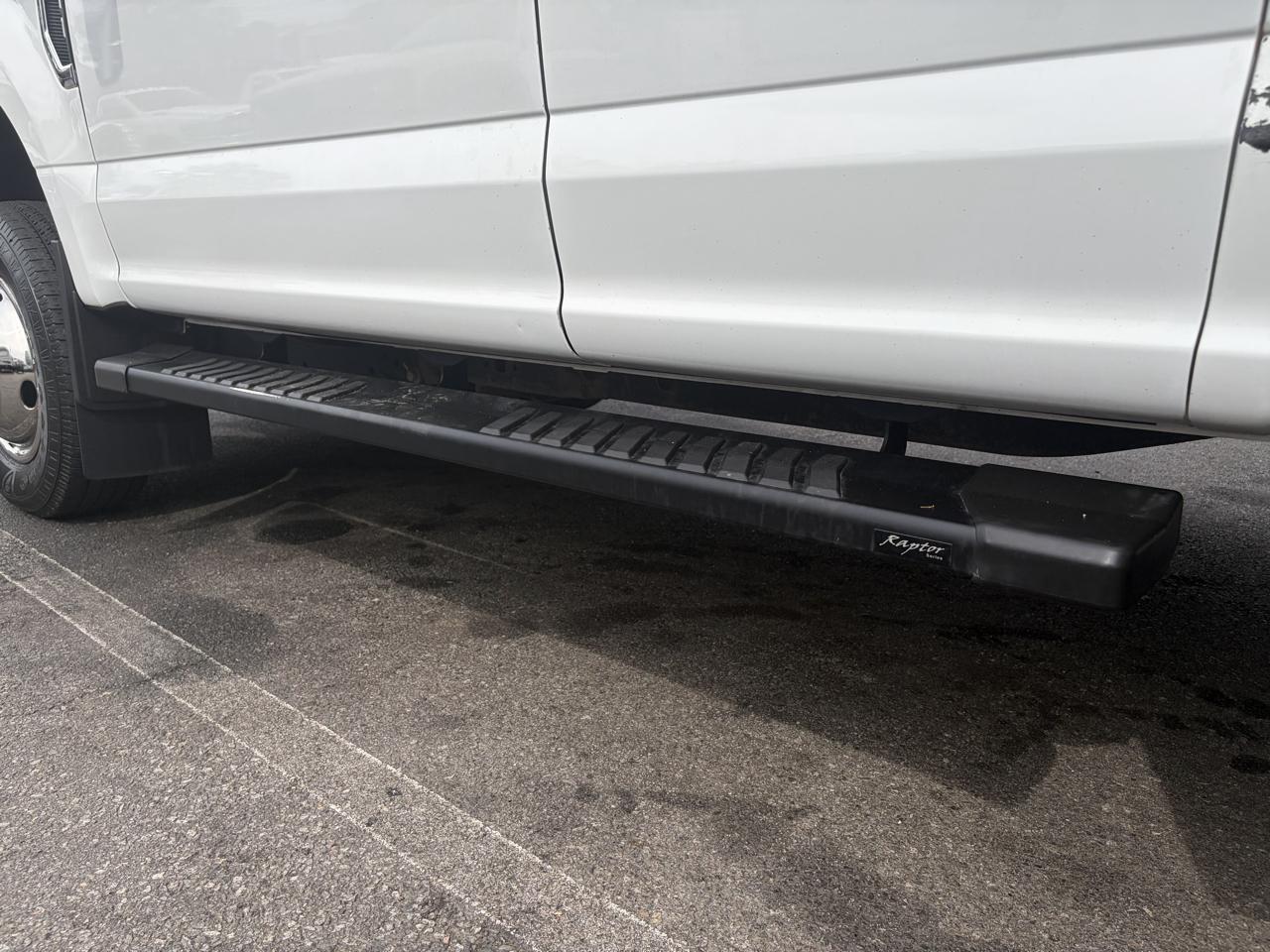 Ford Super Duty F-350 DRW  2017