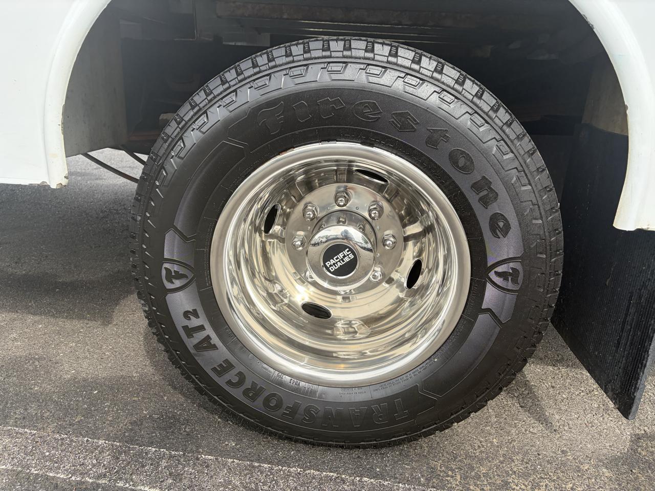 Ford Super Duty F-350 DRW  2017