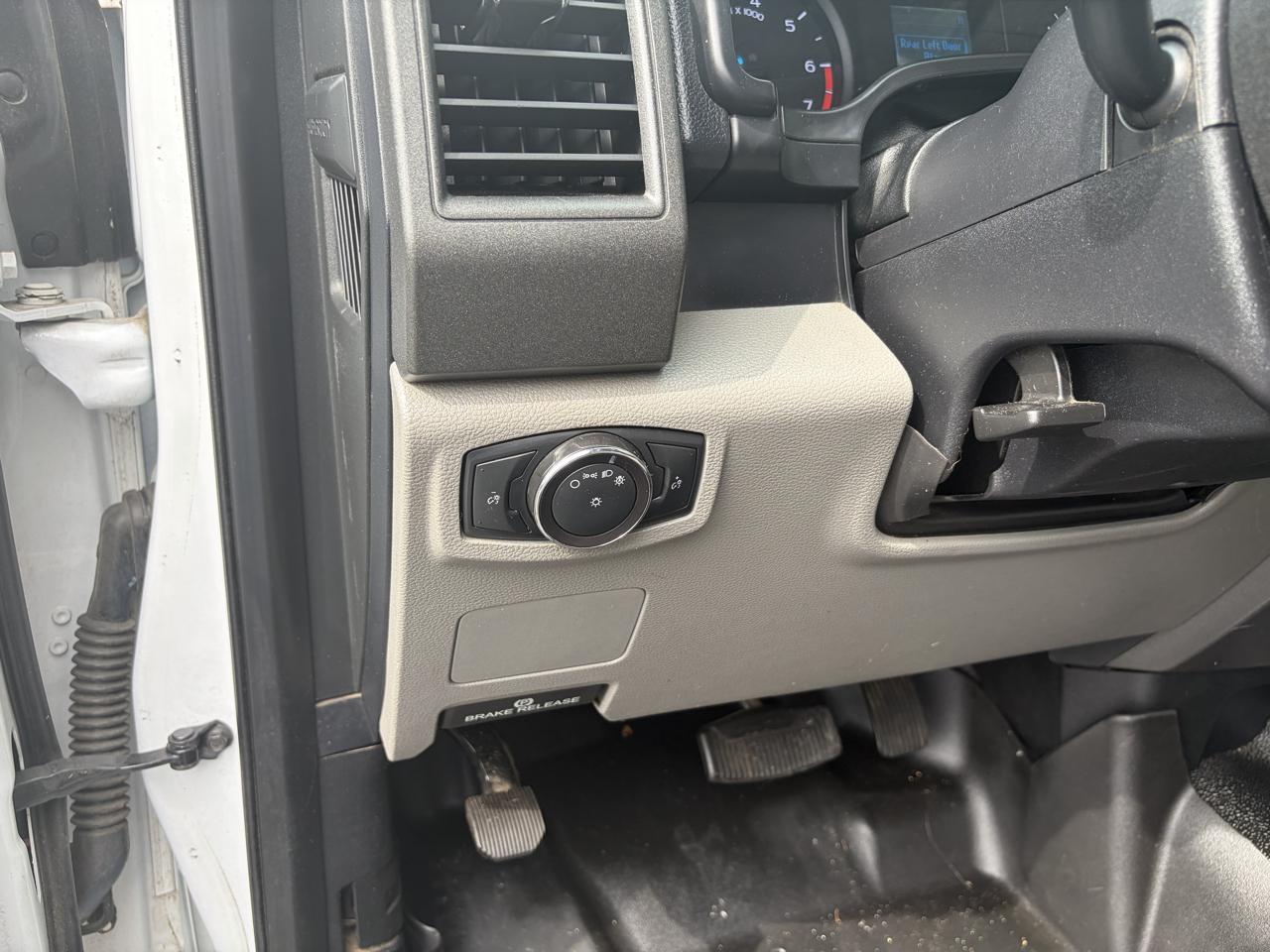 Ford Super Duty F-350 DRW  2017