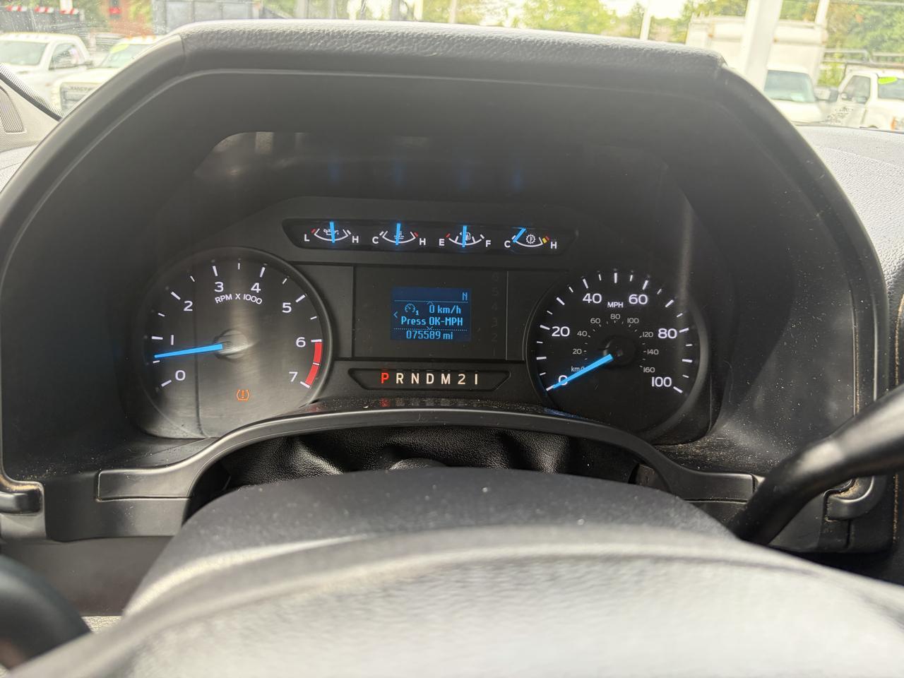 Ford Super Duty F-350 DRW  2017