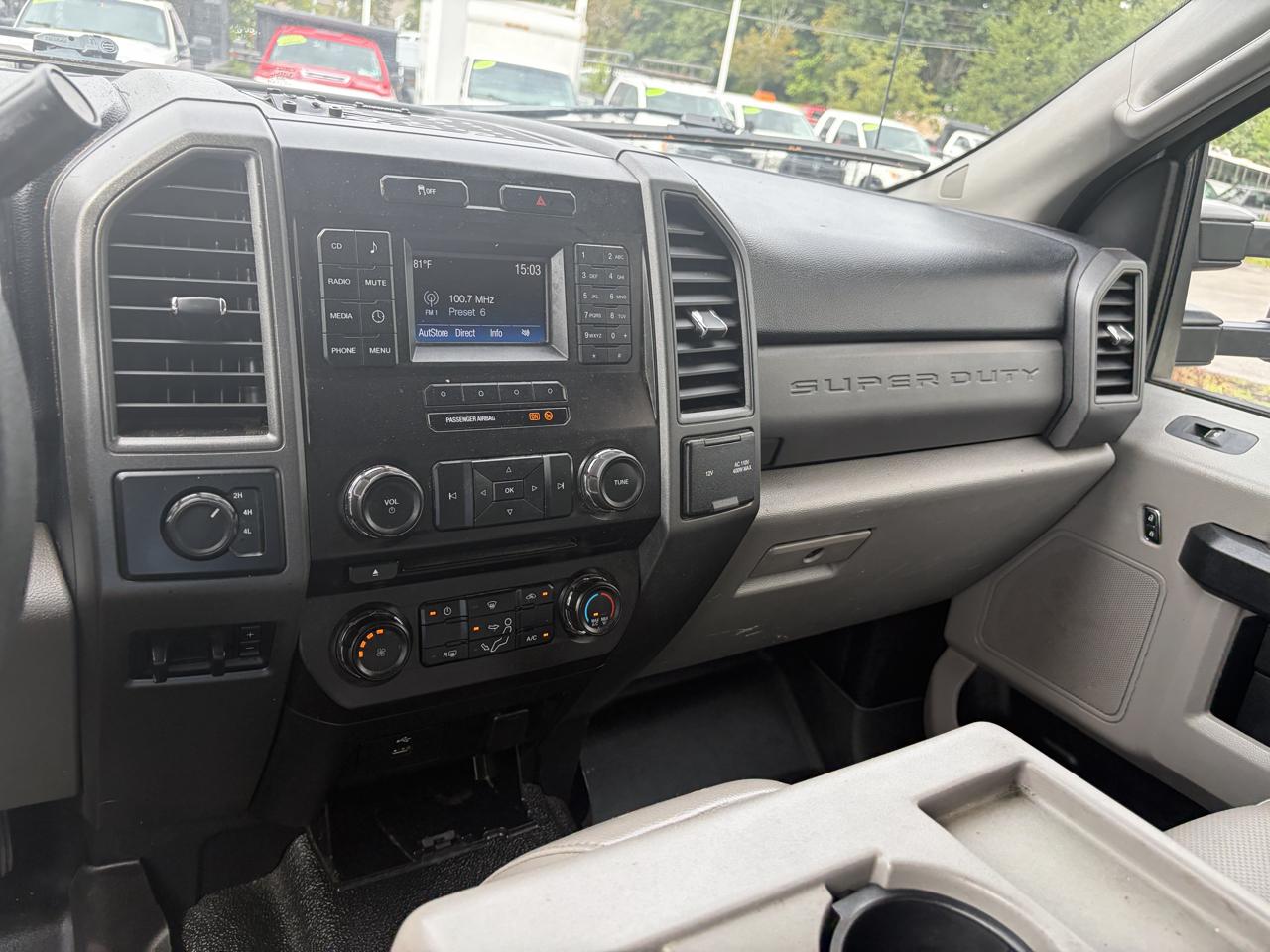 Ford Super Duty F-350 DRW  2017