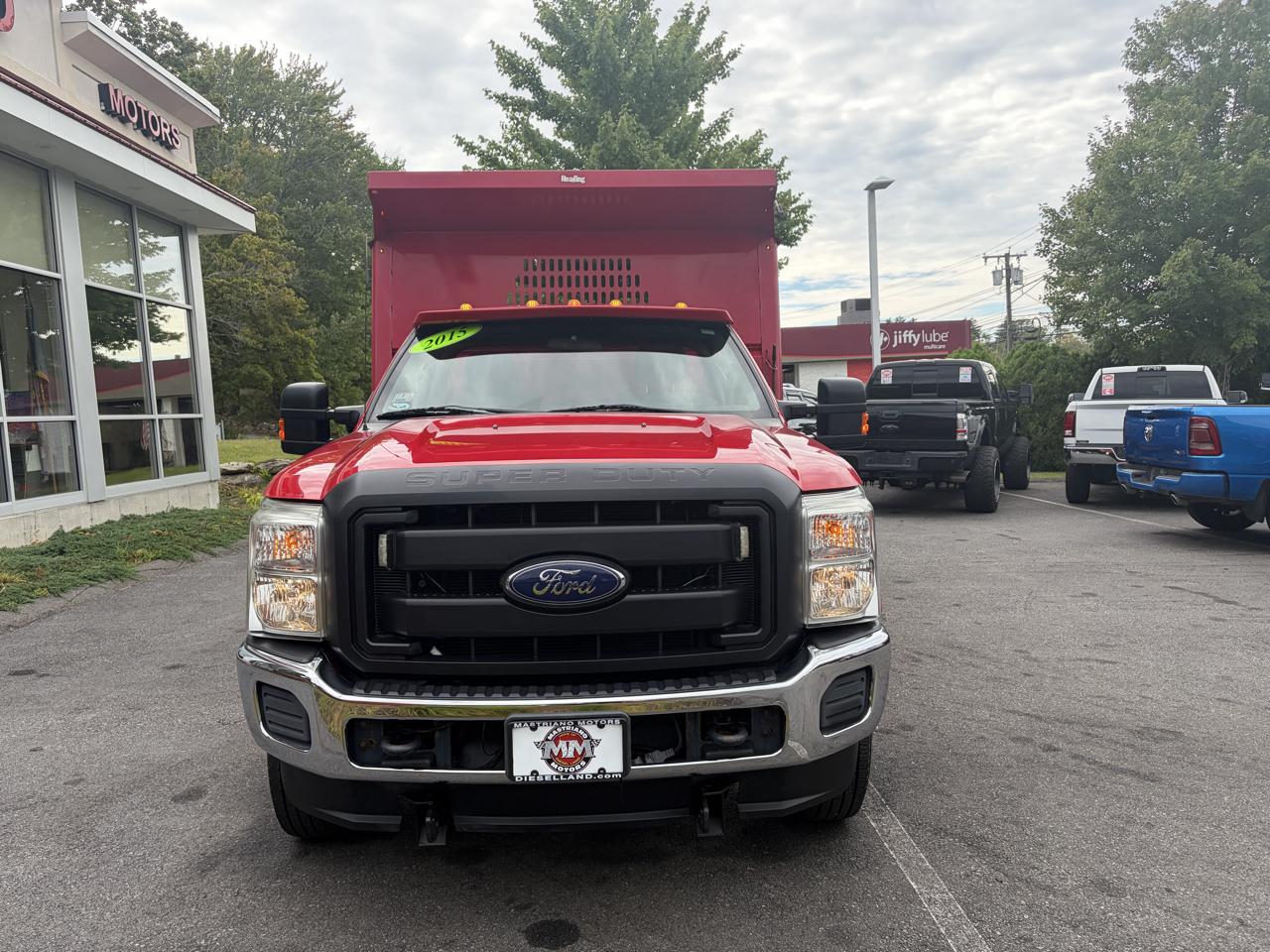 Ford Super Duty F-350 DRW  2015