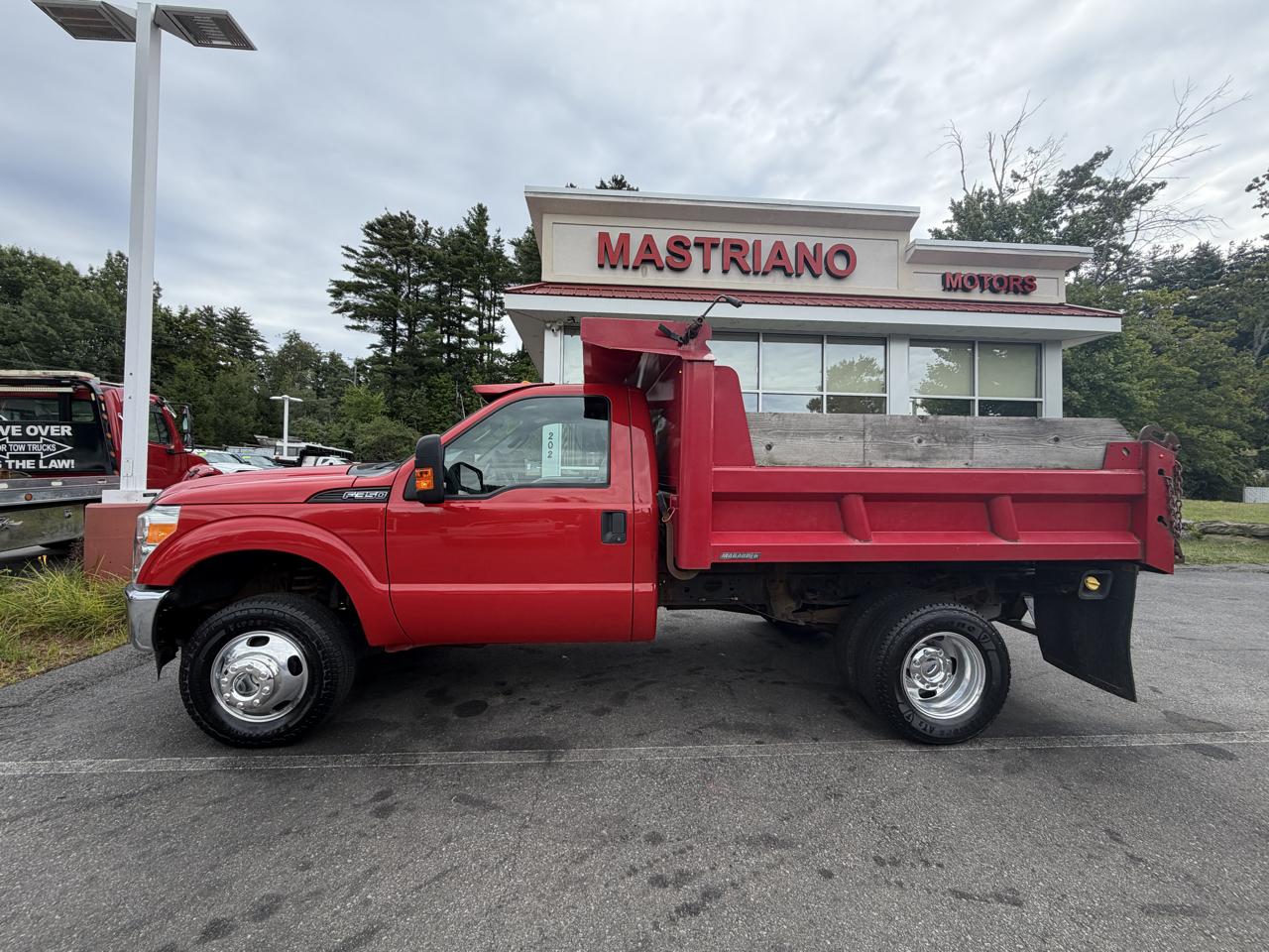 Ford Super Duty F-350 DRW  2015