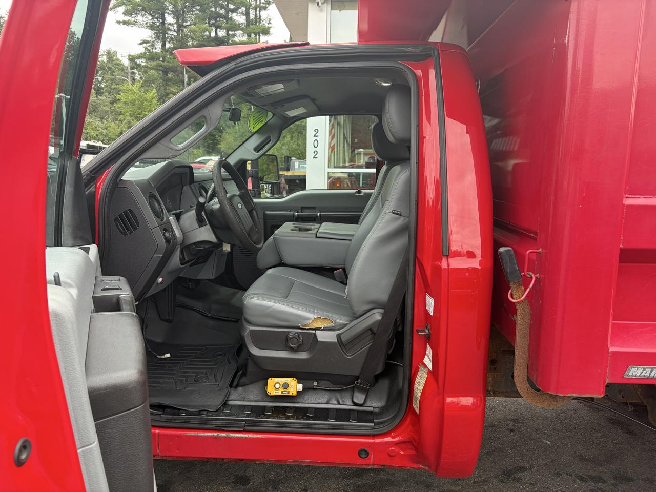 Ford Super Duty F-350 DRW  2015