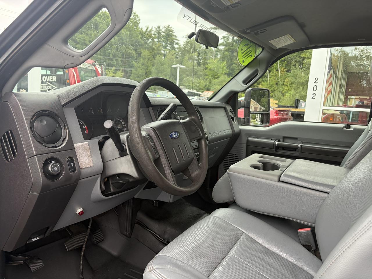 Ford Super Duty F-350 DRW  2015