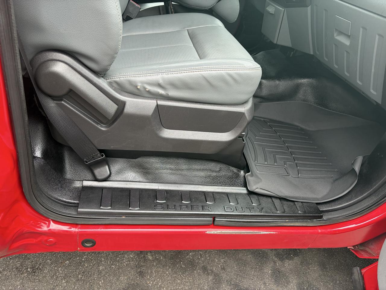 Ford Super Duty F-350 DRW  2015
