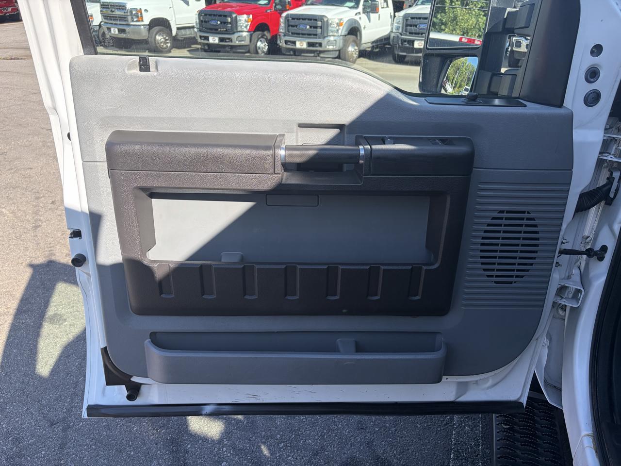 Ford Super Duty F-350 SRW  2015