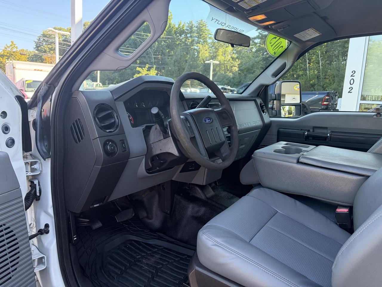 Ford Super Duty F-350 SRW  2015