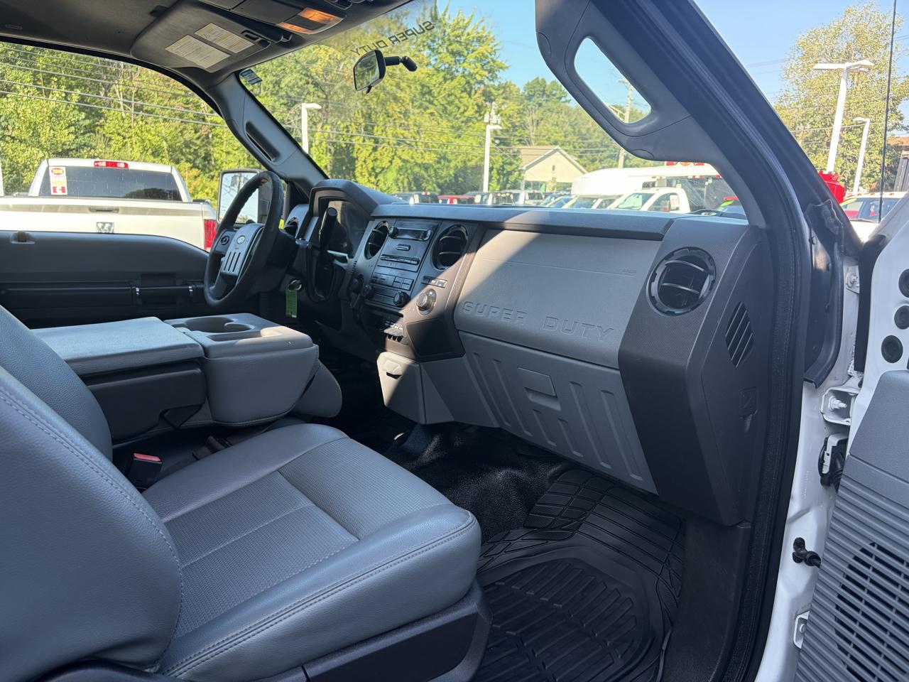 Ford Super Duty F-350 SRW  2015