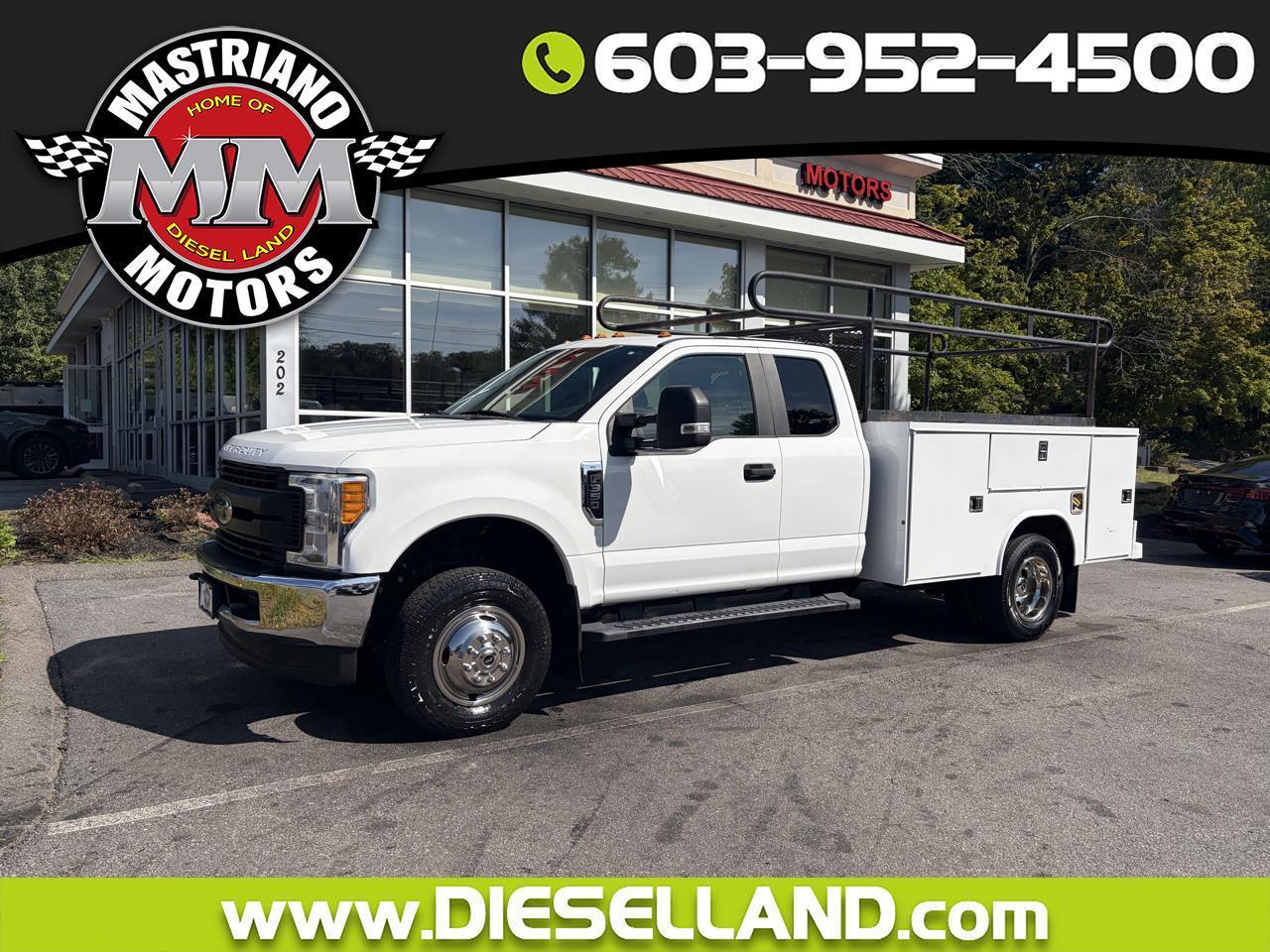 Ford Super Duty F-350 DRW  2017