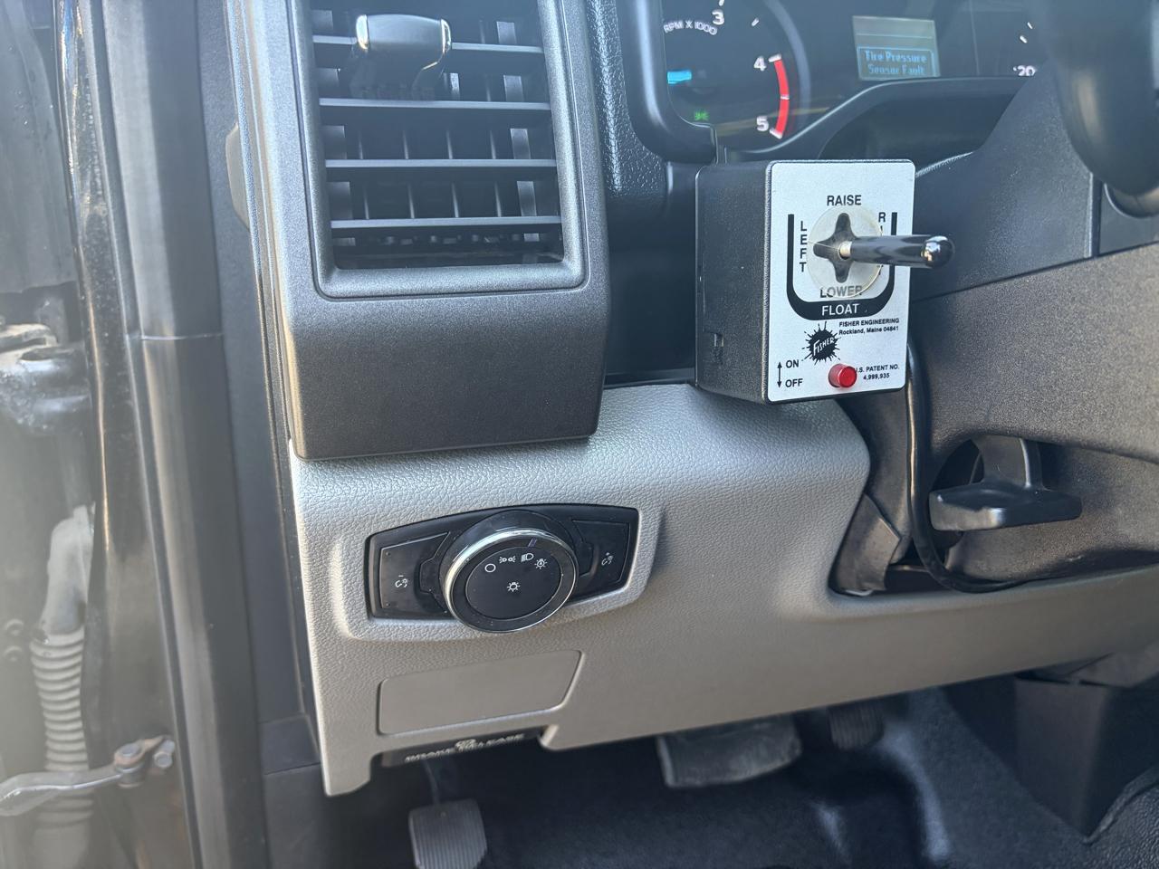 Ford Super Duty F-350 DRW  2017