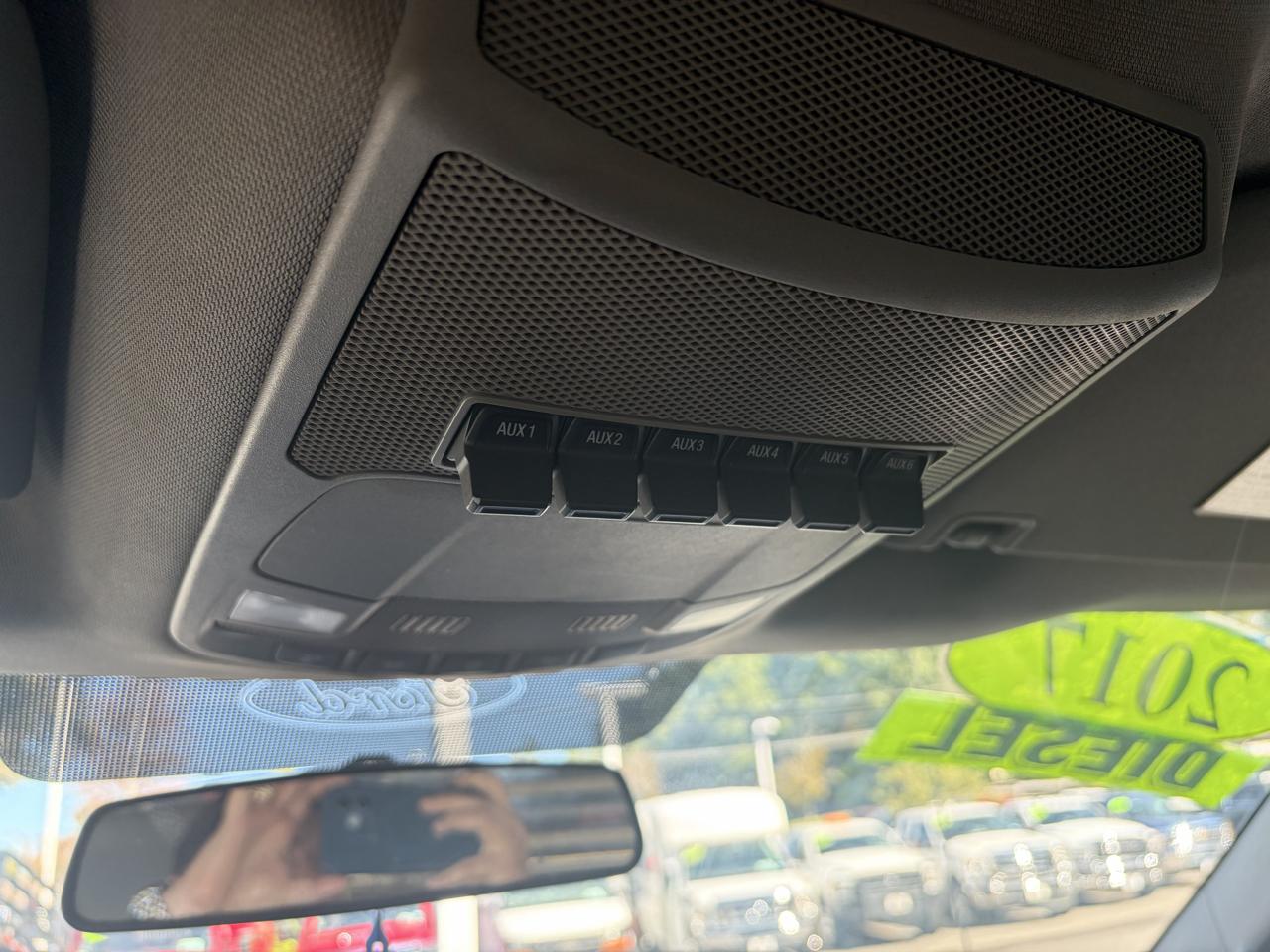 Ford Super Duty F-350 DRW  2017