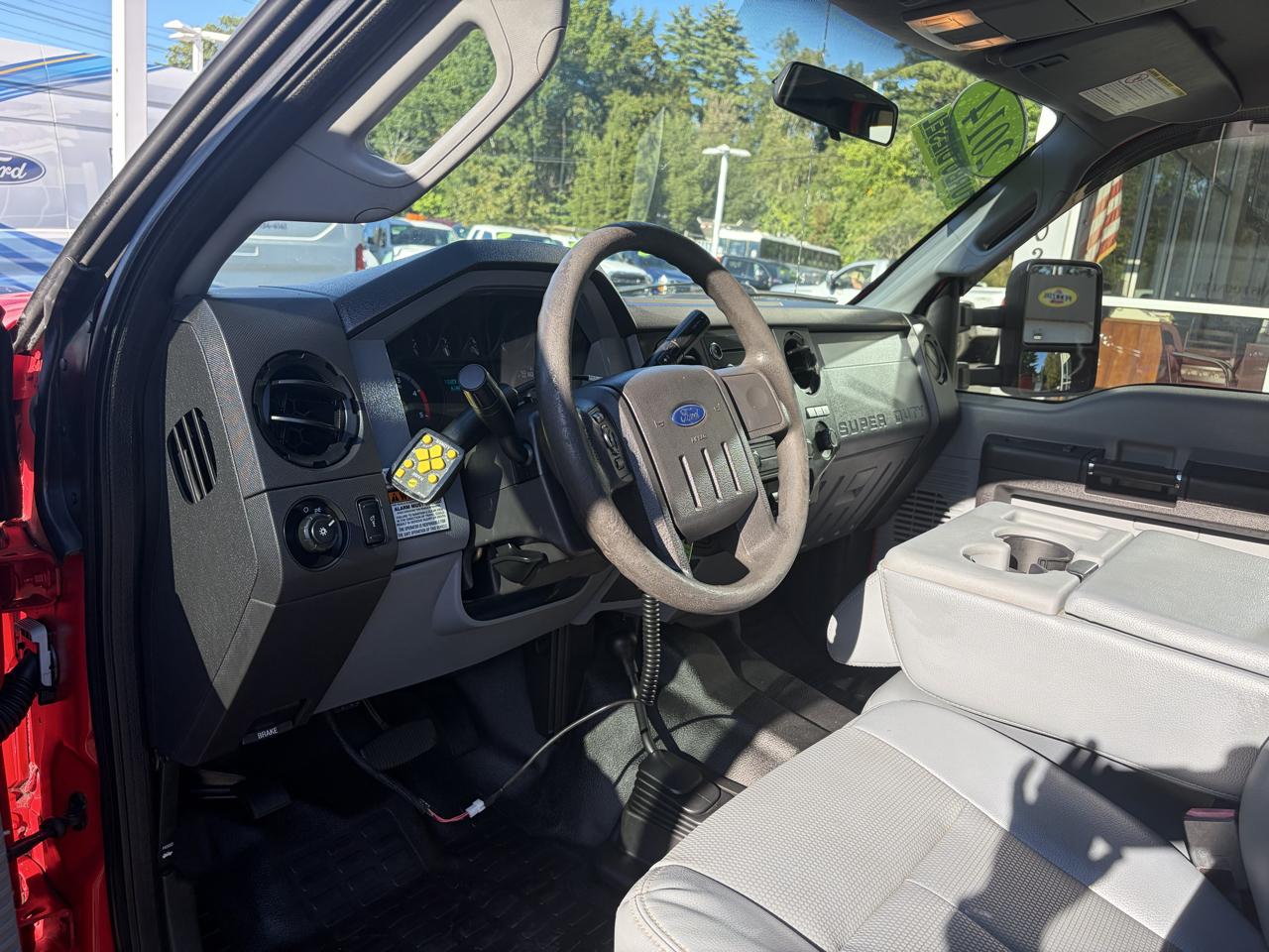 Ford Super Duty F-350 DRW  2014