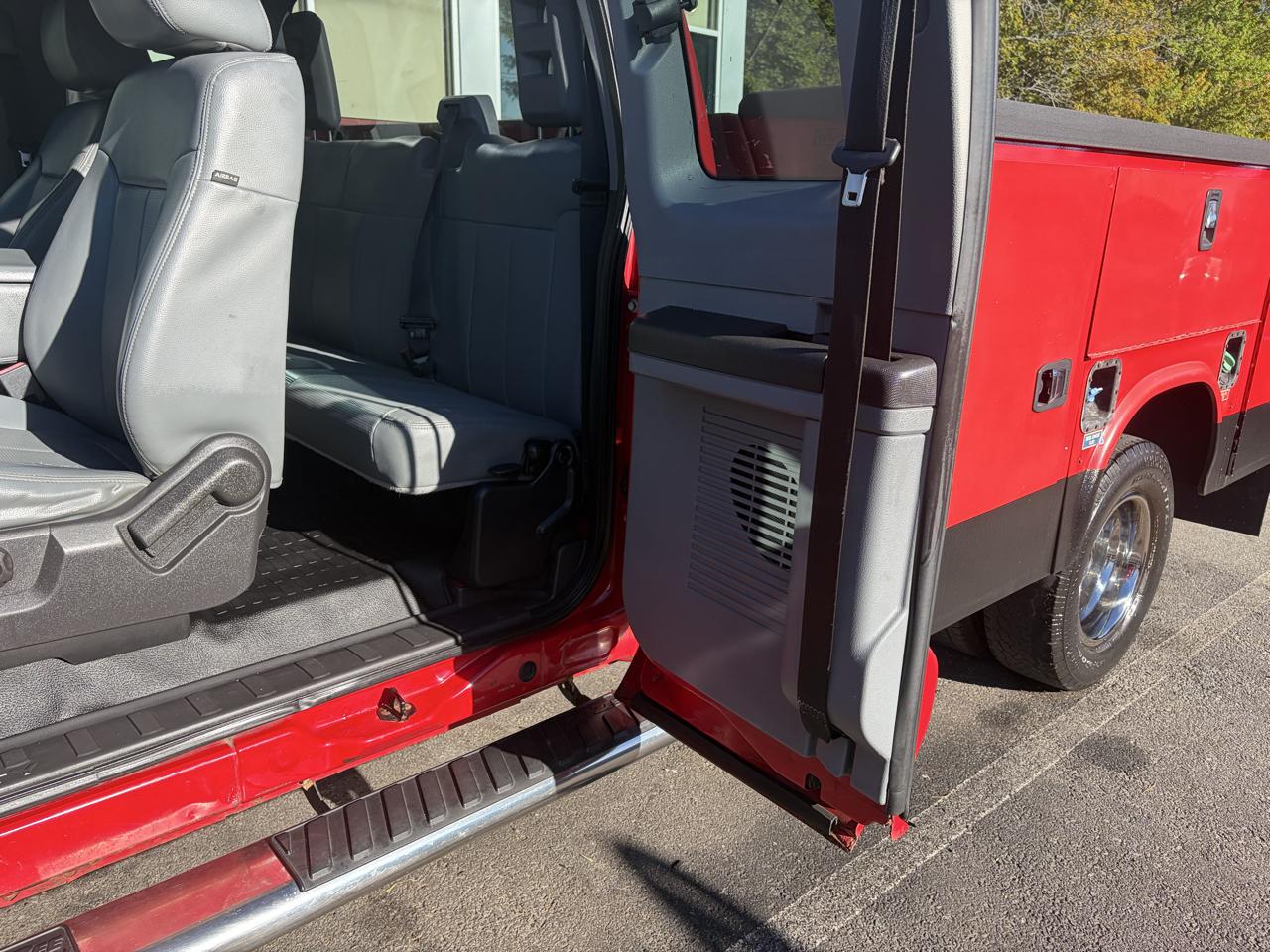Ford Super Duty F-350 DRW  2014