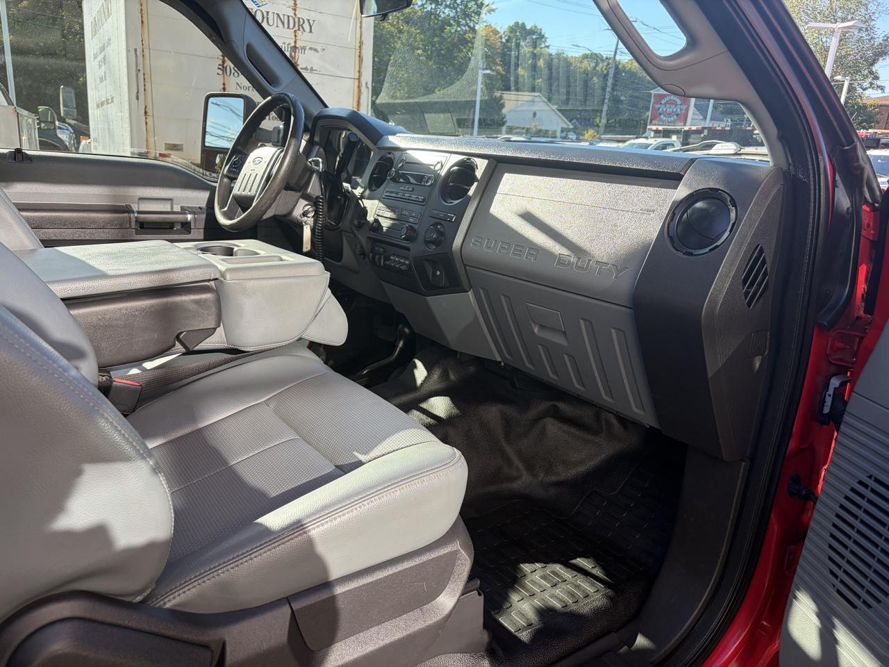 Ford Super Duty F-350 DRW  2014