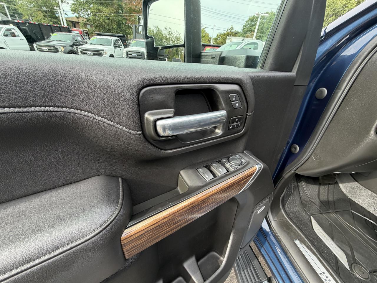Chevrolet Silverado 3500HD  2021