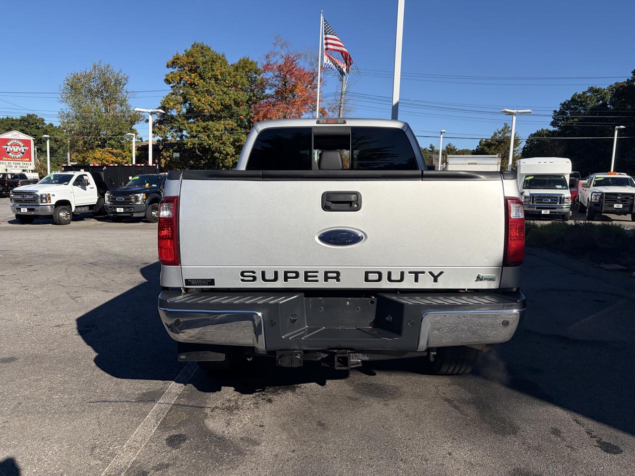 Ford Super Duty F-350 SRW  2011