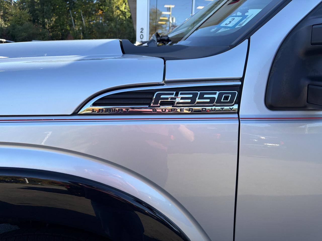 Ford Super Duty F-350 SRW  2011