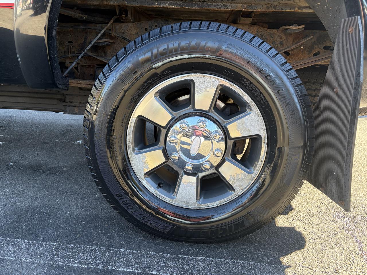 Ford Super Duty F-350 SRW  2011