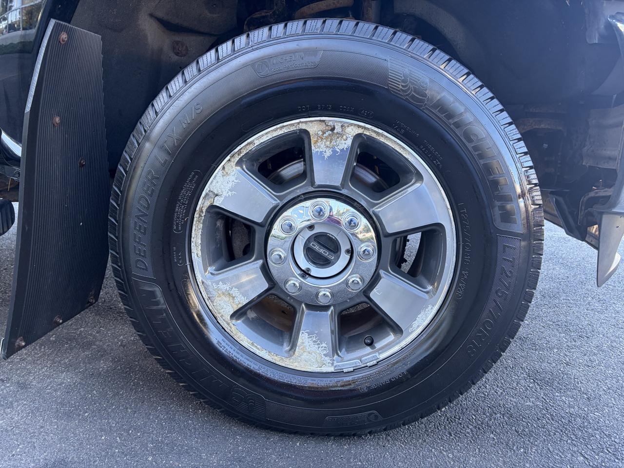 Ford Super Duty F-350 SRW  2011