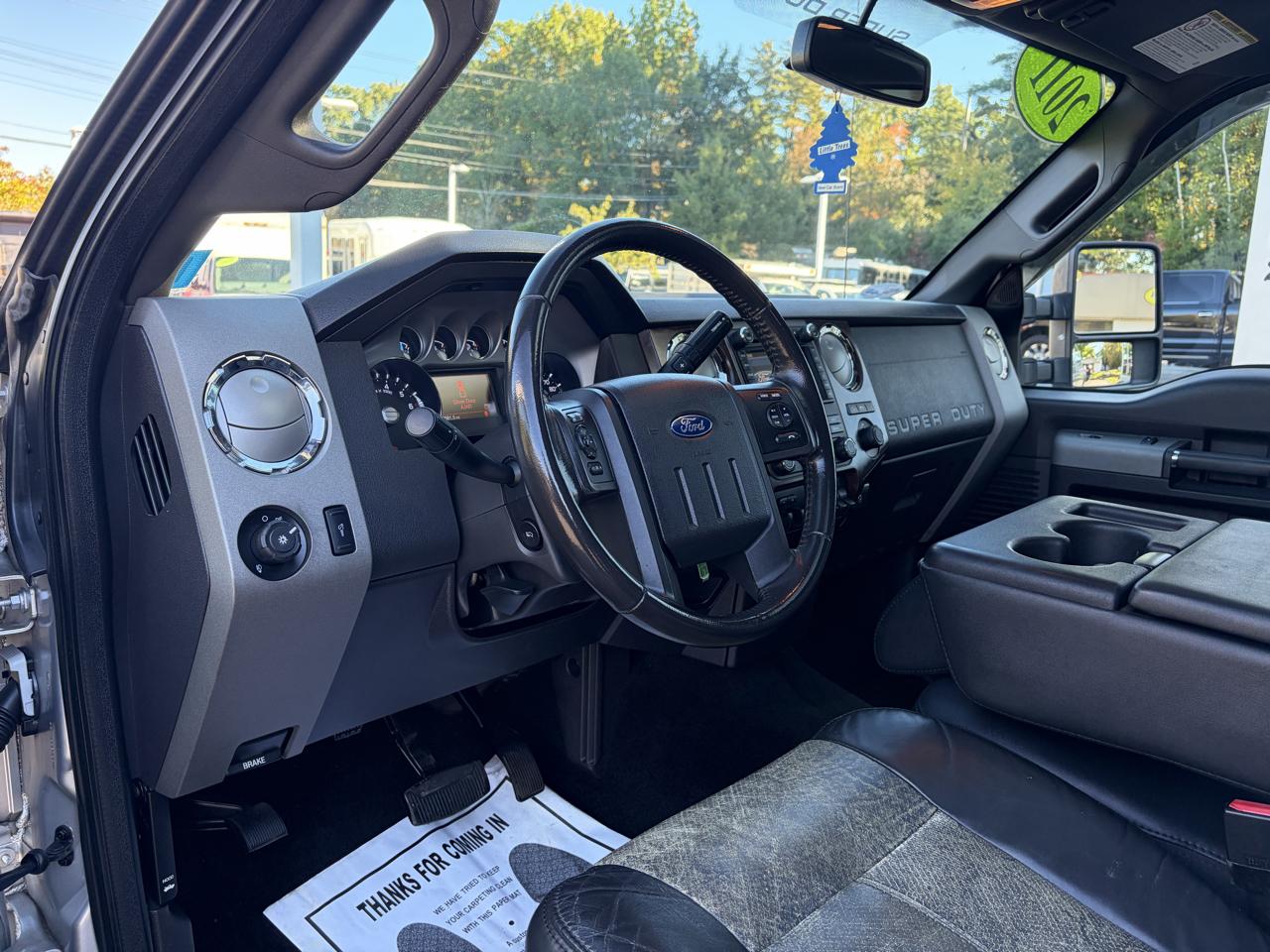 Ford Super Duty F-350 SRW  2011