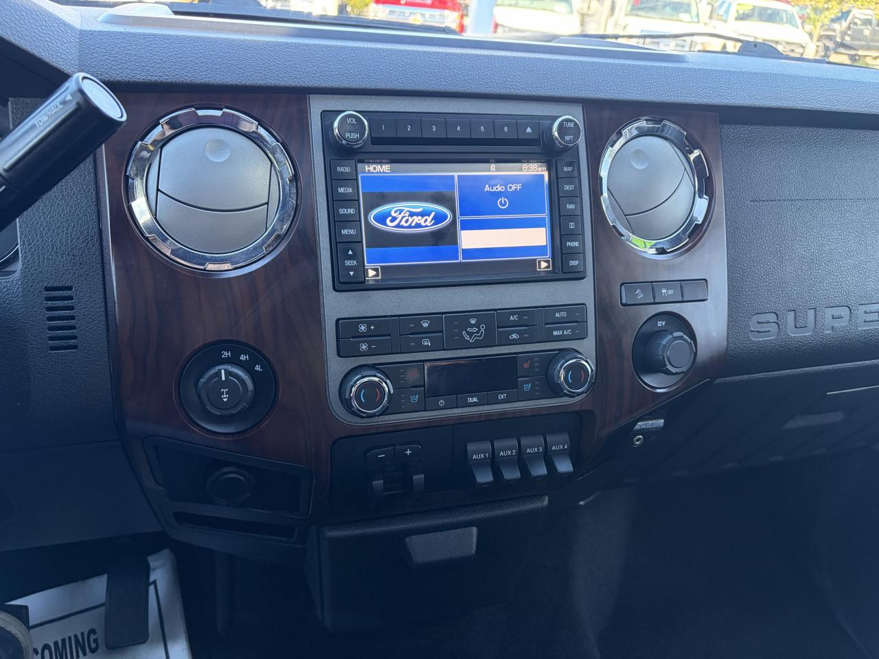 Ford Super Duty F-350 SRW  2011