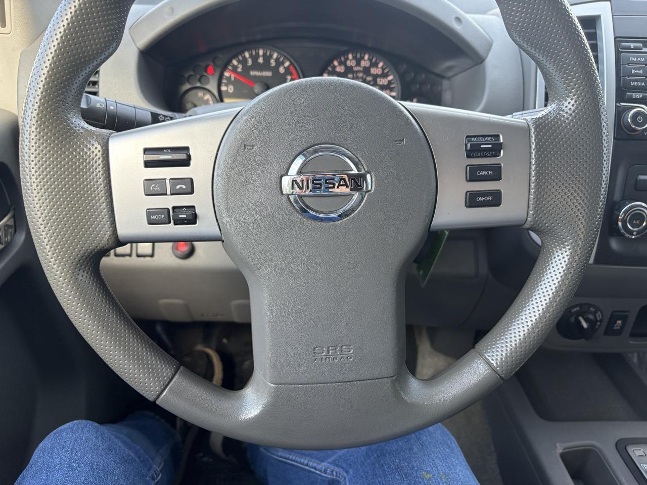 Nissan Frontier  2016