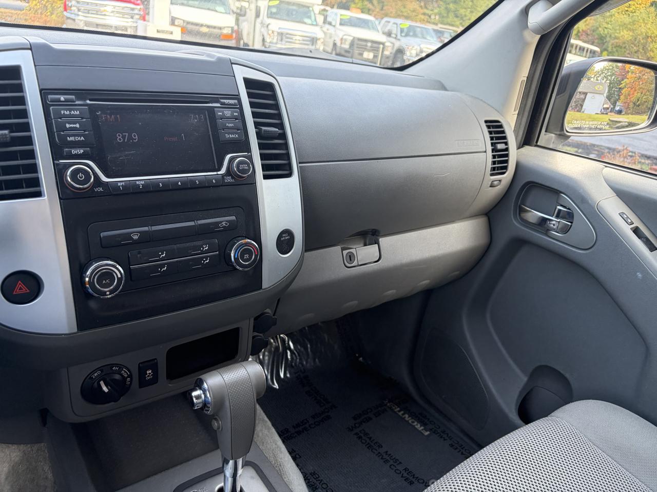 Nissan Frontier  2016