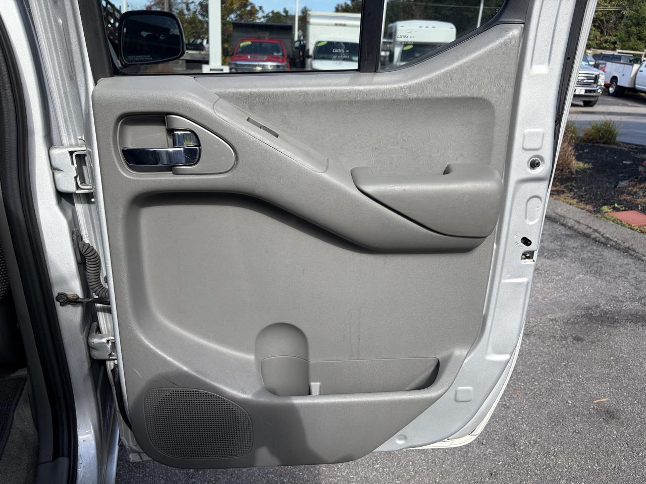 Nissan Frontier  2016