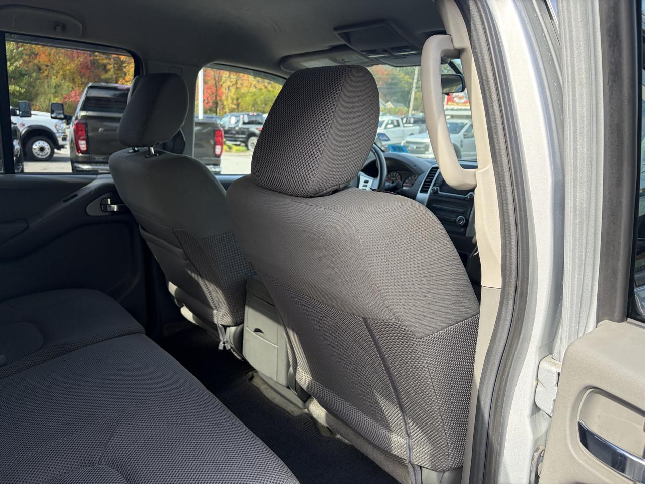 Nissan Frontier  2016