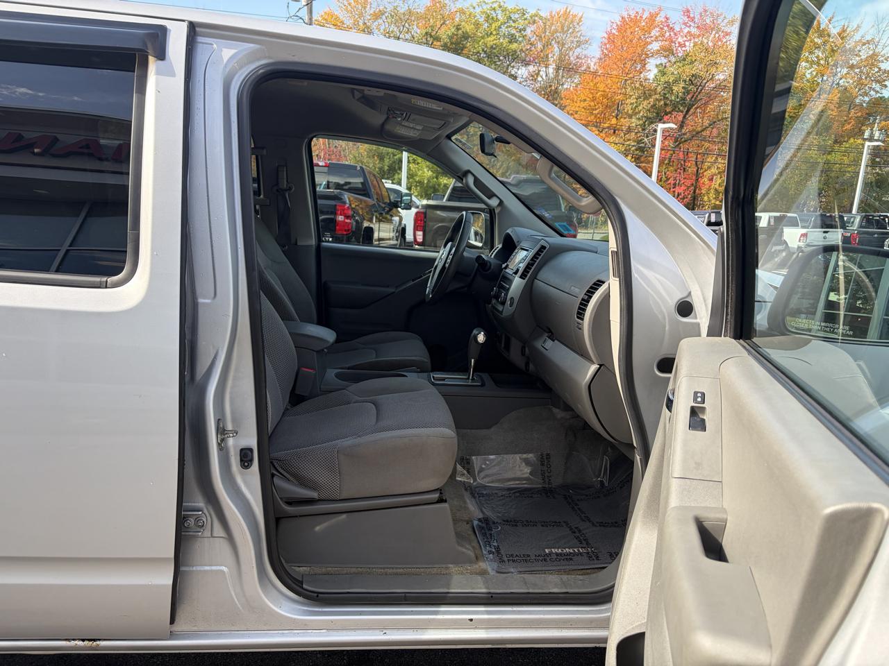 Nissan Frontier  2016