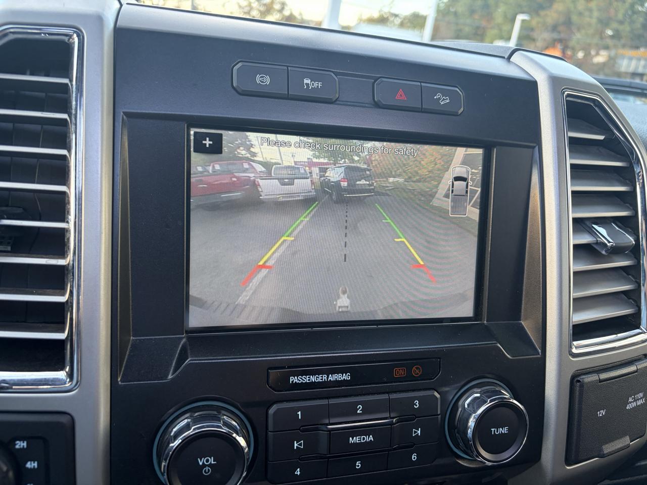 Ford Super Duty F-350 DRW  2017