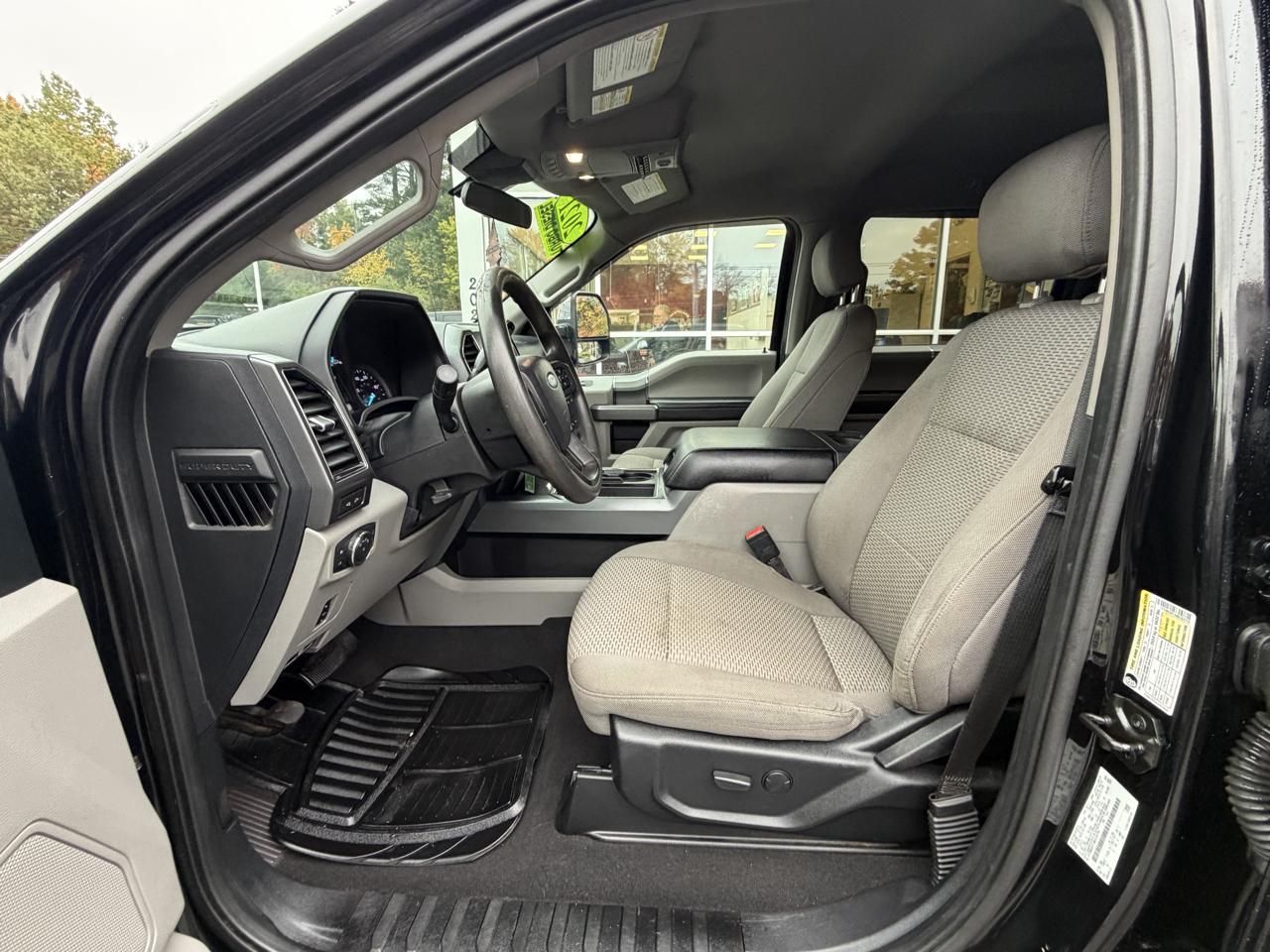 Ford Super Duty F-350 DRW  2021