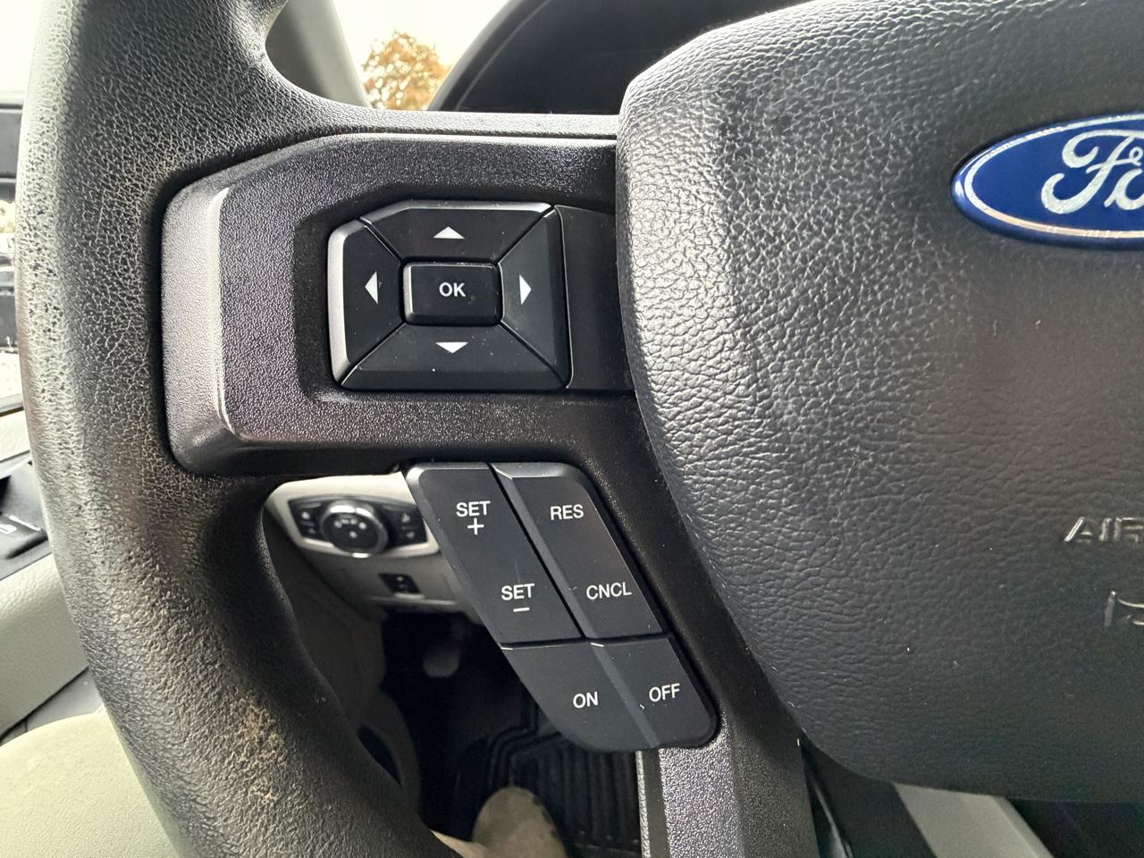 Ford Super Duty F-350 DRW  2021