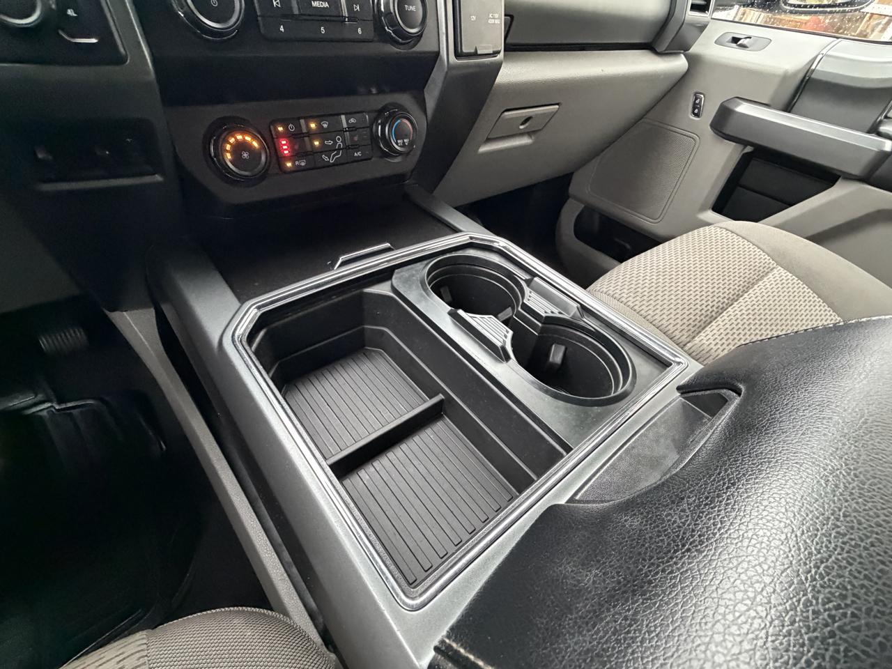 Ford Super Duty F-350 DRW  2021