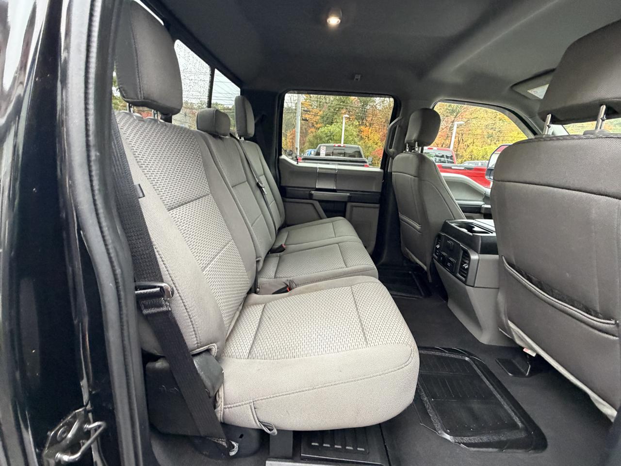 Ford Super Duty F-350 DRW  2021