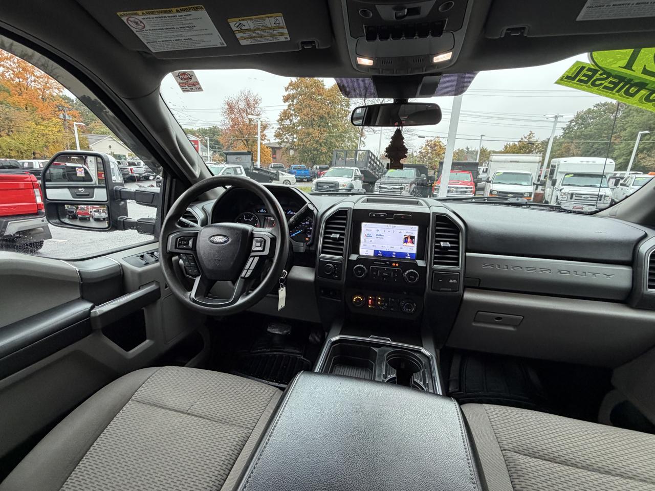 Ford Super Duty F-350 DRW  2021