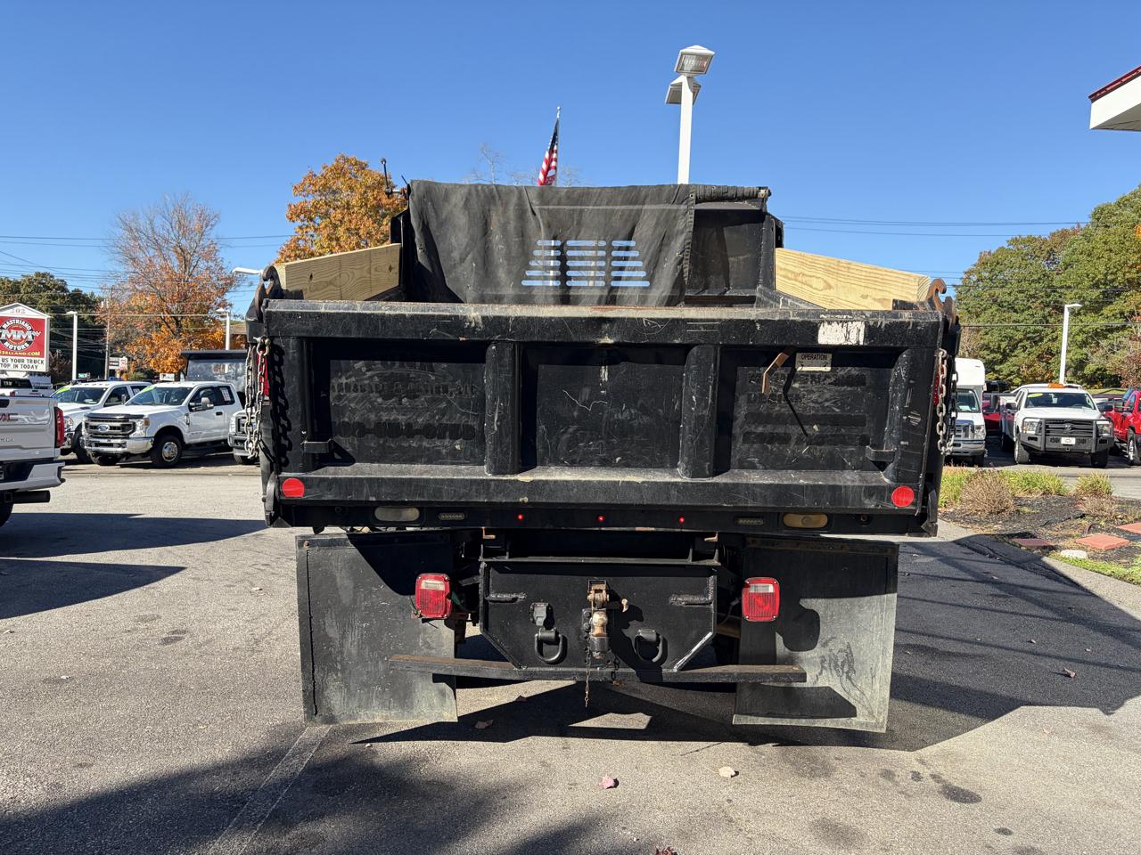 Ford Super Duty F-550 DRW  2022