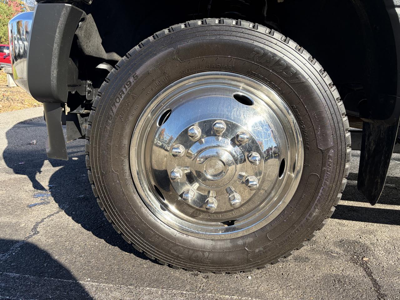 Ford Super Duty F-550 DRW  2022