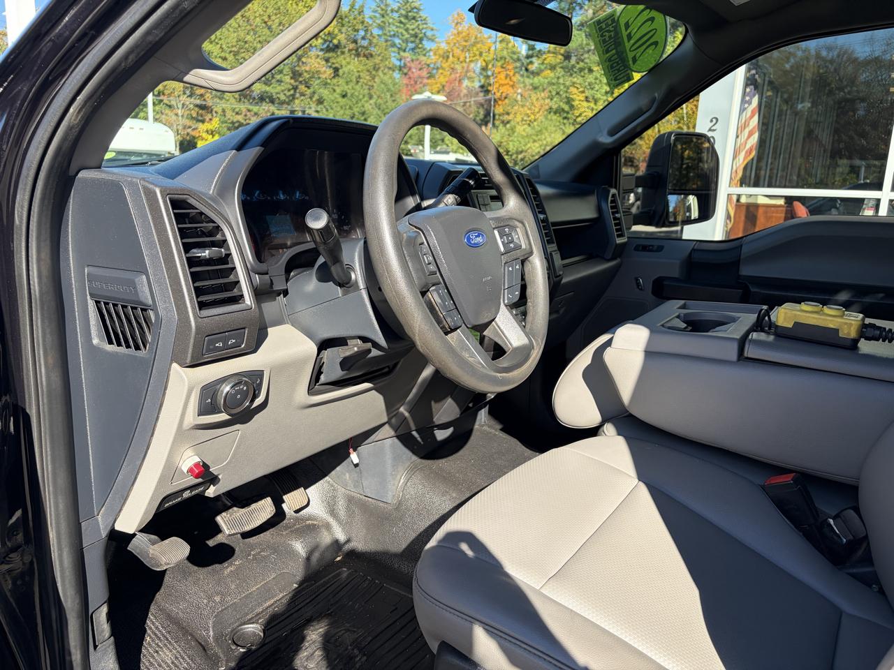 Ford Super Duty F-550 DRW  2022