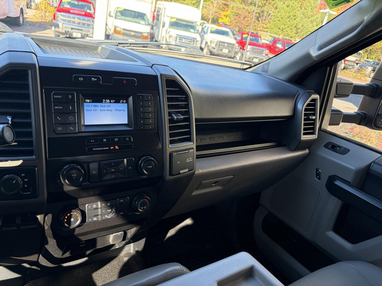 Ford Super Duty F-550 DRW  2022