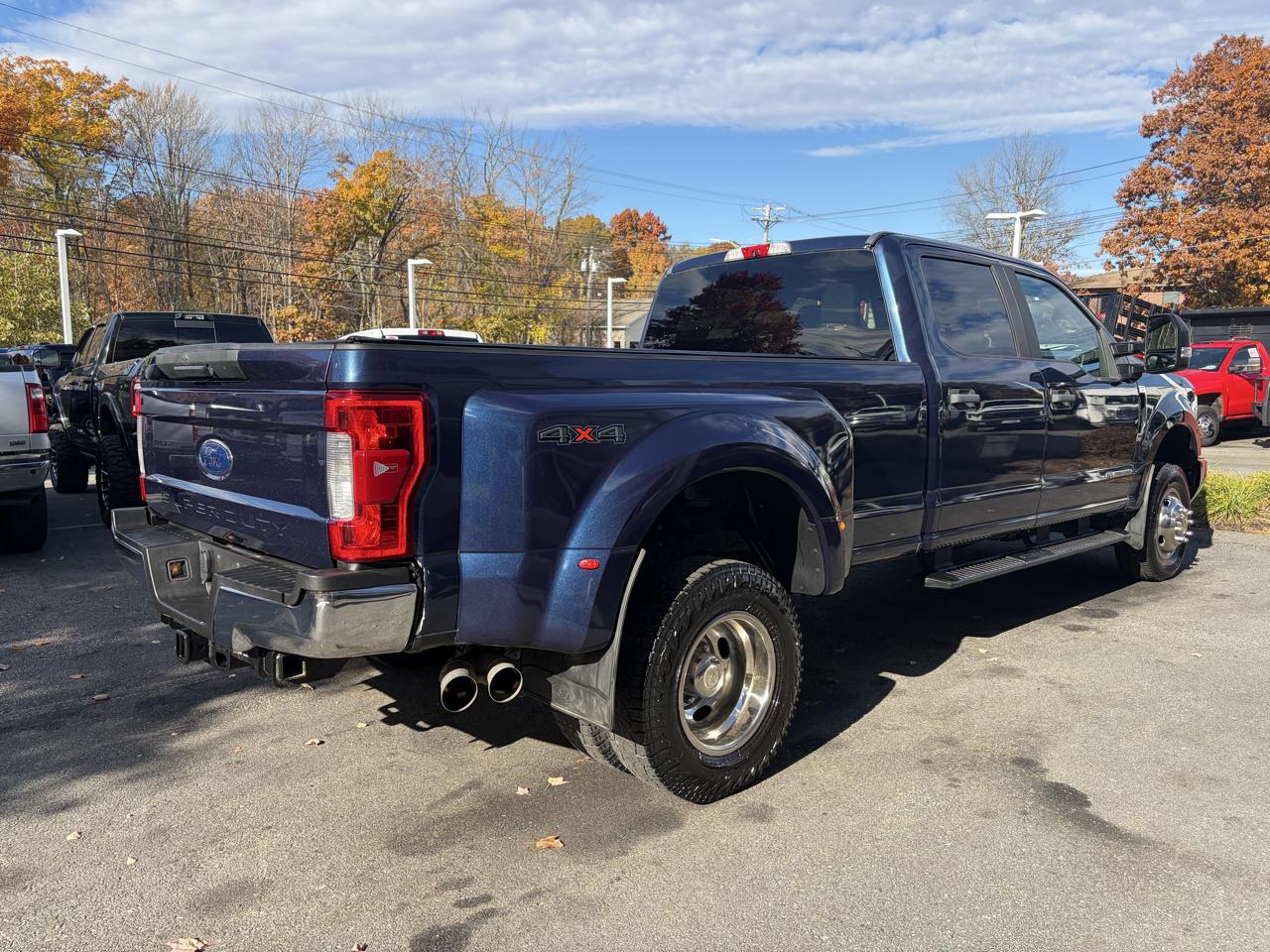 Ford Super Duty F-350 DRW  2017